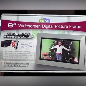GiiNii 8" Widescreen Digital Picture Frame